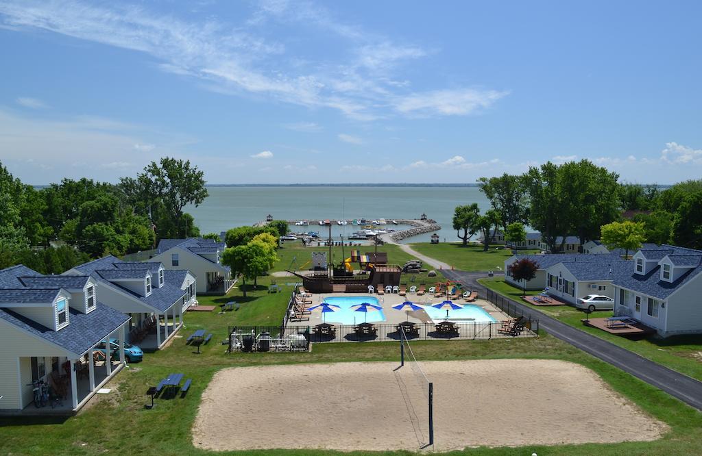 South Beach Resort Hotel Marblehead Exteriör bild